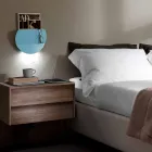 مصباح حائط حديث مزود بحجرة للمجلات وUSB وإضاءة LED صنع في إيطاليا - فوستر Viadurini