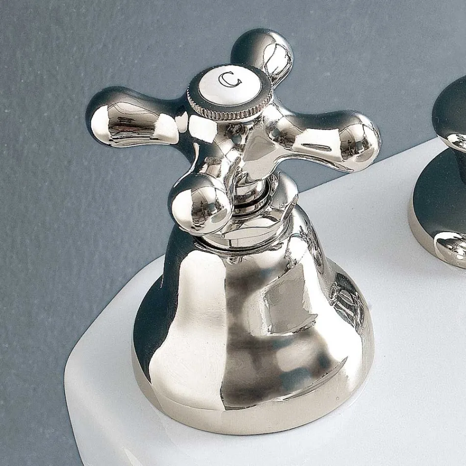 خلاط بيديه بثلاث فتحات مع تصريف داخلي مصنوع يدويًا من النحاس - إركولينا Viadurini