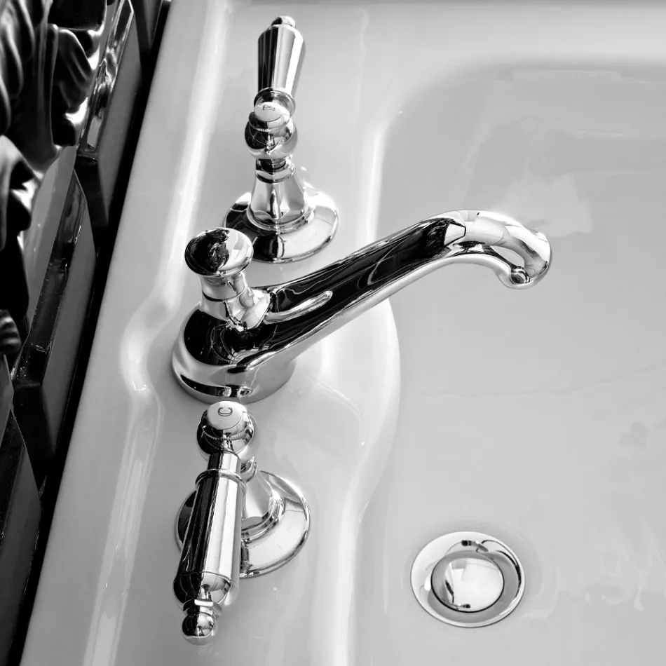 خلاط حوض بثلاث فتحات مع مقابض كلاسيكية من النحاس المصنوع يدويًا - نوريانا Viadurini