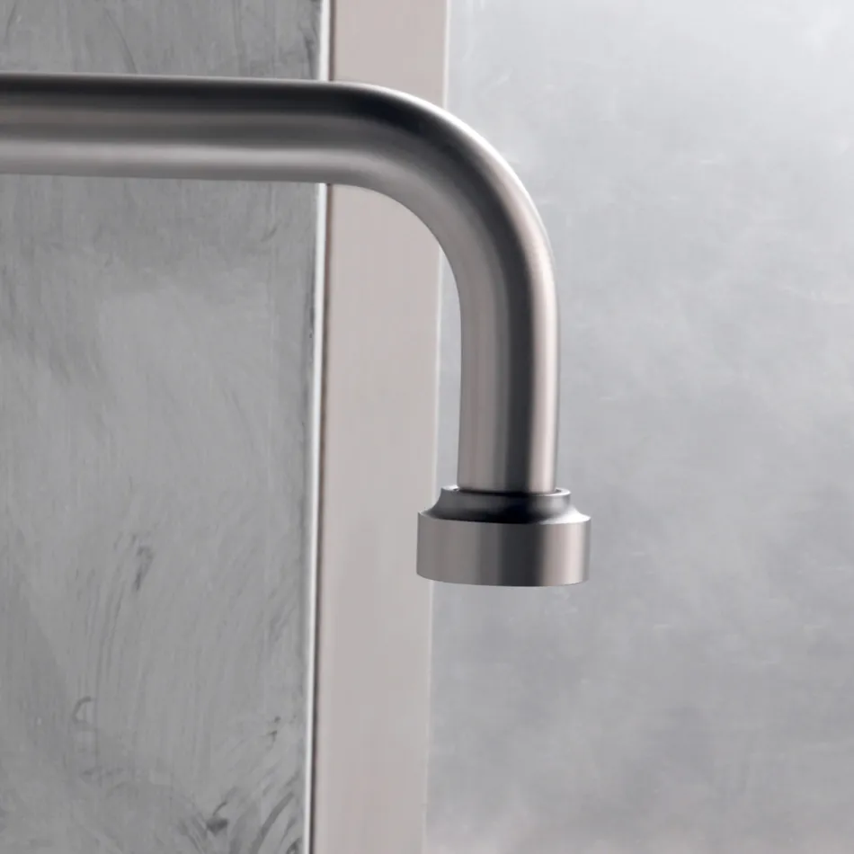 خلاط حوض حديث بثلاث فتحات بخطوط حمراء وزرقاء، صنع في إيطاليا - كيتو Viadurini