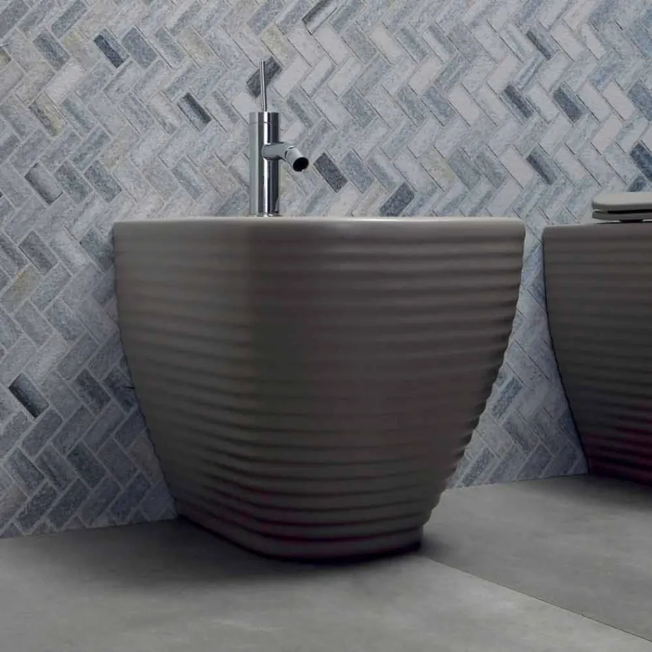 بيديه أرضي باللون الأبيض أو السيراميك المزجج ترابيا الملون Viadurini