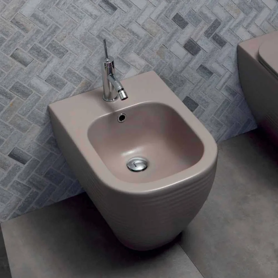 بيديه أرضي باللون الأبيض أو السيراميك المزجج ترابيا الملون Viadurini