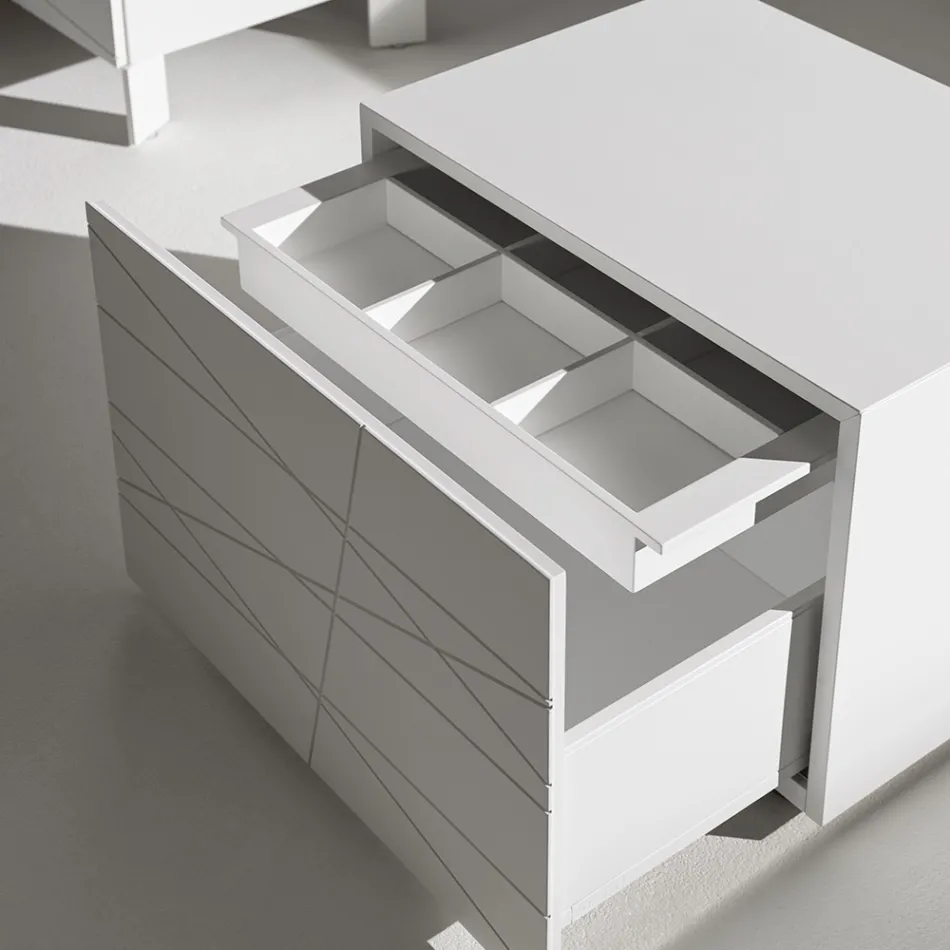 طاولة جانبية للسرير بدرج واحد مصنوعة من خشب مضغوط مطلي - ليون Viadurini