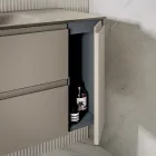 مجموعة حمام تتضمن قاعدة مع درجين وباب واحد - تيتان Viadurini