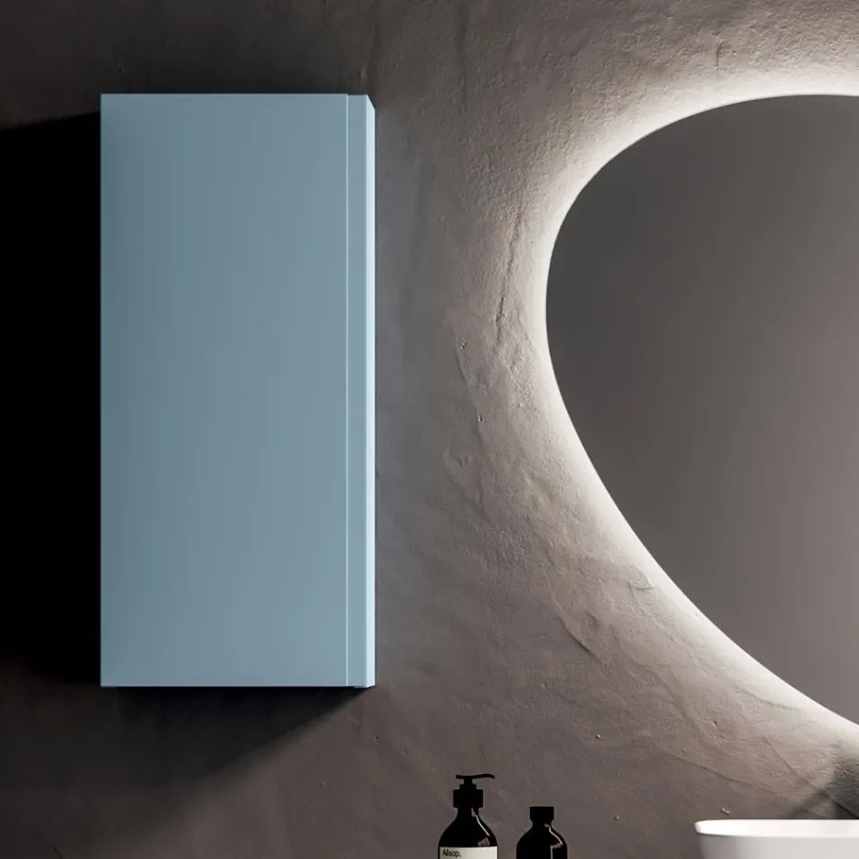 طقم حمام مكون من وحدتين، كل منهما مزودة بدرج ومرآة - تيتان Viadurini