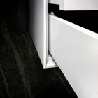 طقم حمام متكامل مع قاعدة ومرآة وحوض غسيل من الراتنج، صنع في إيطاليا - كيلو Viadurini