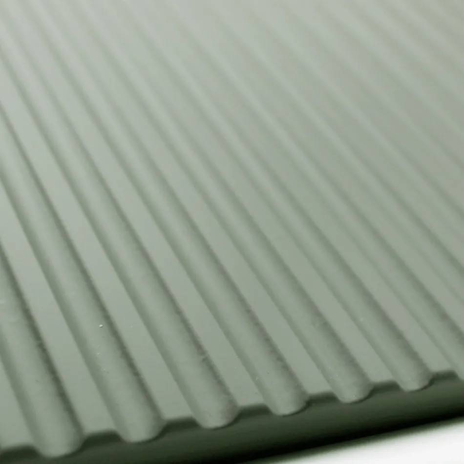 مجموعة حمام متكاملة مع مرآة ووحدات حائط معدنية، صنع في إيطاليا - إيفيستو Viadurini