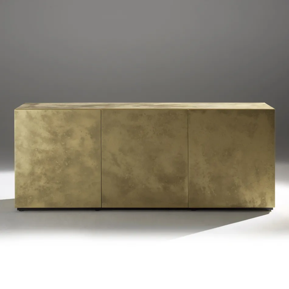 خزانة جانبية بثلاثة أبواب وثلاثة أرفف داخلية مصنوعة من الخشب والخشب المضغوط متوسط الكثافة (MDF) - بيسكي Viadurini