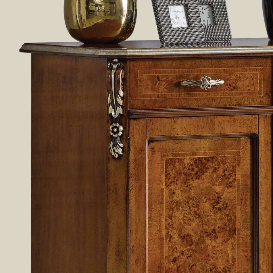 خزانة جانبية كلاسيكية ببابين ودرجين من الخشب، صنع في إيطاليا - شيفرني Viadurini