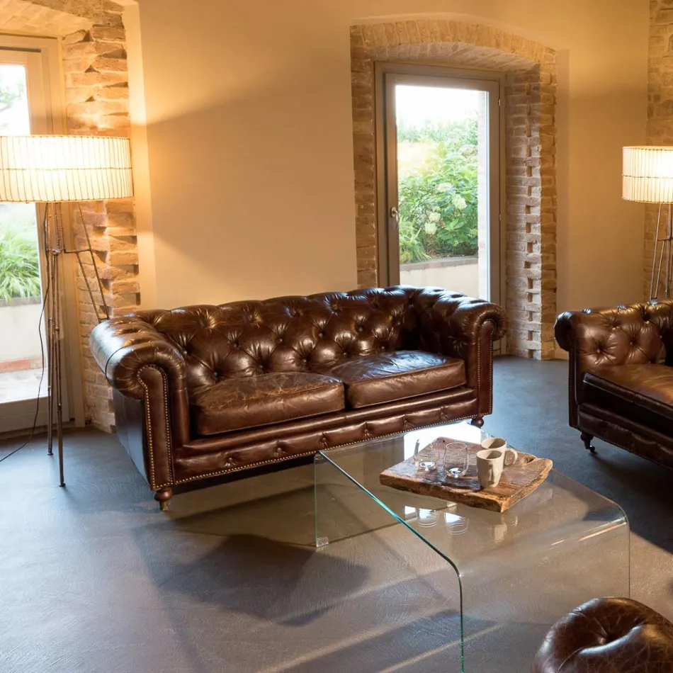 أريكة غرفة معيشة لشخصين أو ثلاثة أشخاص مصنوعة من الجلد العتيق بتأثير عتيق - Stamp Viadurini