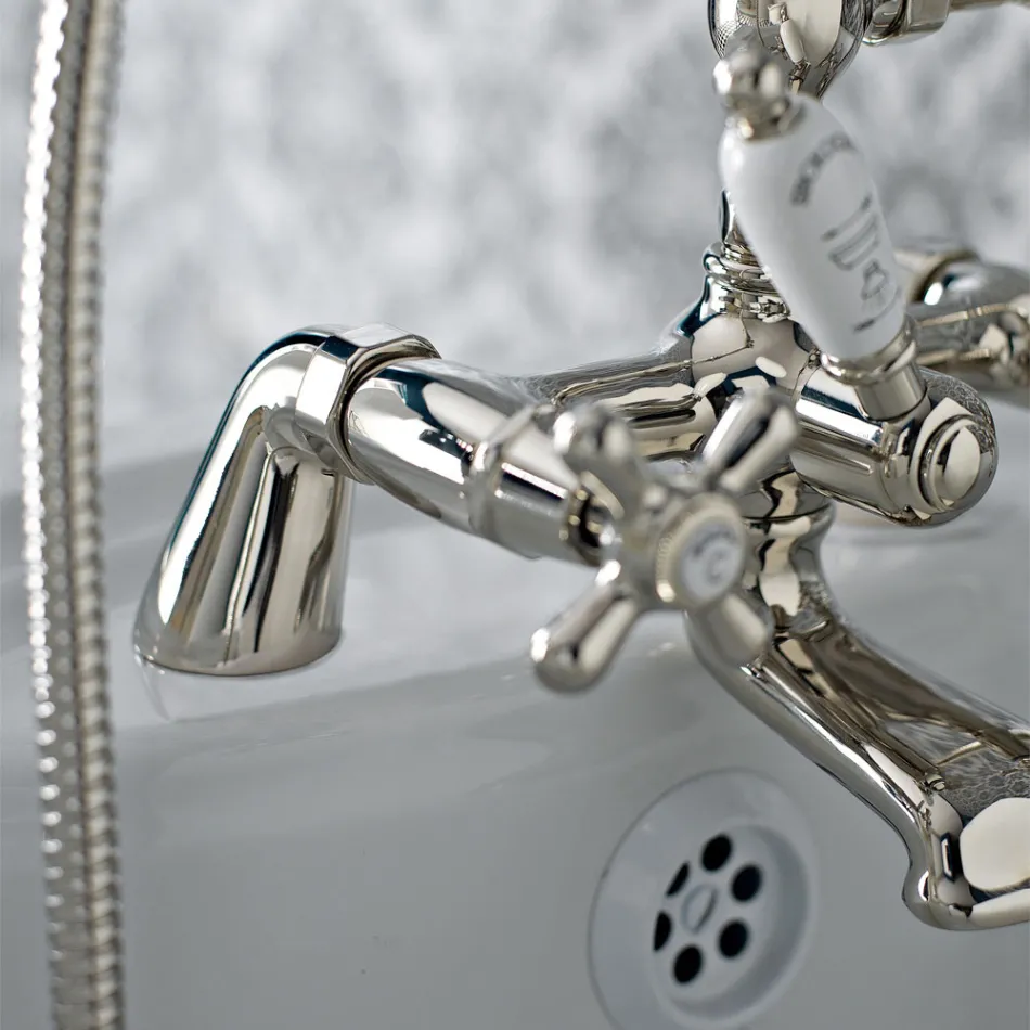 مجموعة حافة حوض الاستحمام الكلاسيكية مع دش يدوي من النحاس صنع في إيطاليا - إركولينا Viadurini