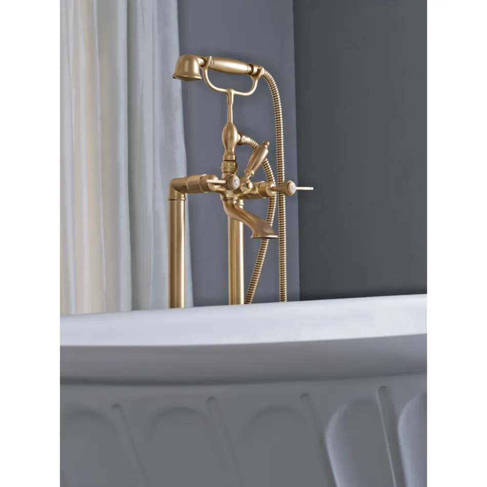 مجموعة أحواض استحمام أرضية مع دش يدوي ودش مرن، صنع في إيطاليا - ميلانو Viadurini