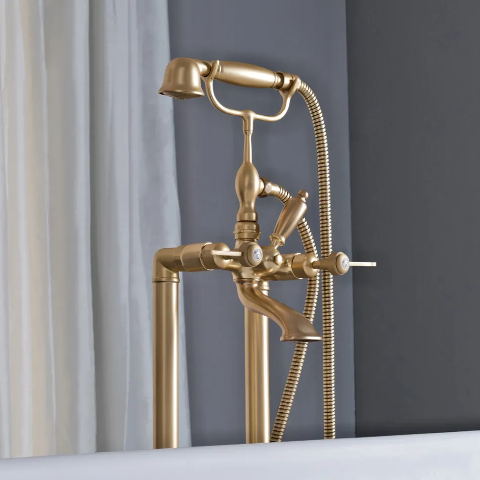 مجموعة أحواض استحمام أرضية مع دش يدوي ودش مرن، صنع في إيطاليا - ميلانو Viadurini