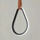 مصباح معلق بأشكال هندسية وتفاصيل من الجلد الصناعي - سايبريس Viadurini