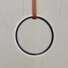 مصباح معلق بأشكال هندسية وتفاصيل من الجلد الصناعي - سايبريس Viadurini