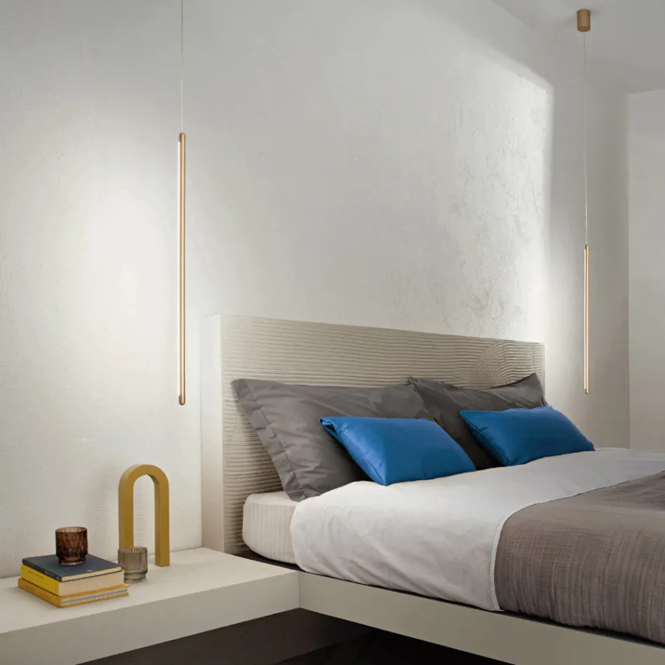 مصباح معلق من المعدن المطلي بالذهب مع كابلات قابلة للتعديل - برتقالي Viadurini