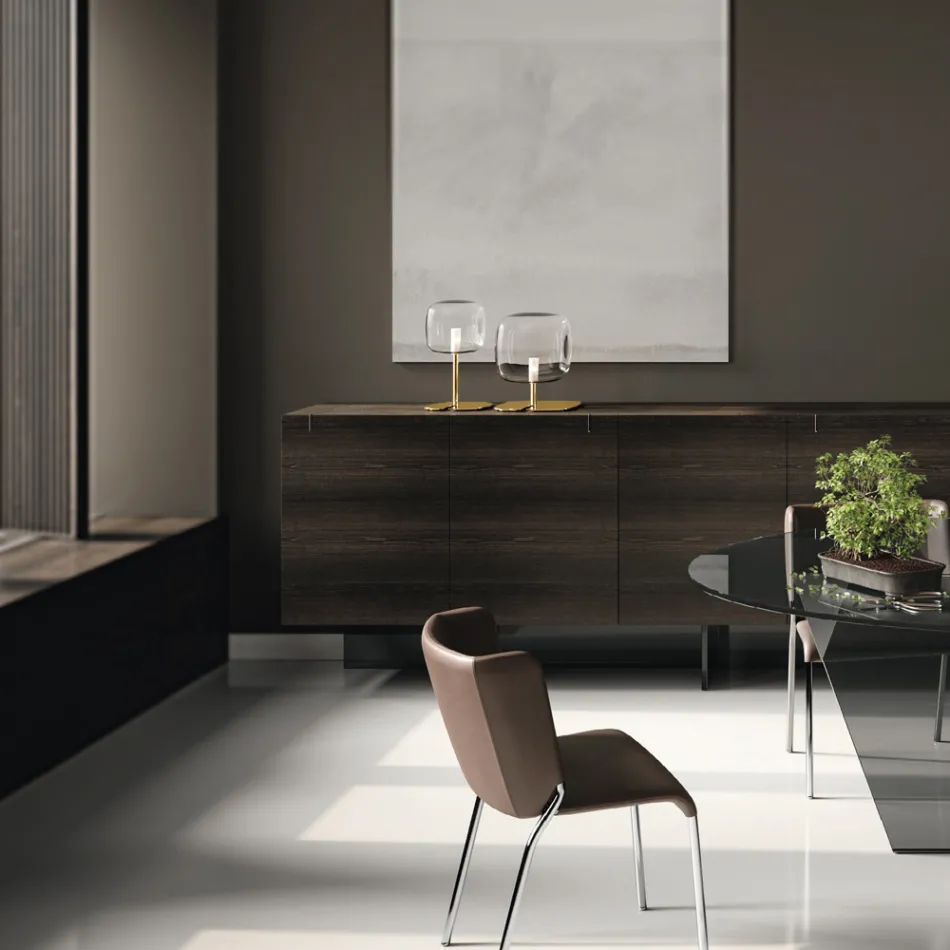 مصباح طاولة بهيكل معدني لامع صنع في إيطاليا - دوناتينا Viadurini