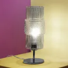 مصباح طاولة من الزجاج المنفوخ يدويًا بلون البندقية والمعدن - ساتومي Viadurini