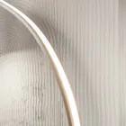 مصباح أرضي مع ضوء كشاف قابل للتعديل وضوء ثانٍ في الخلف - كافور Viadurini