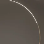 مصباح أرضي من المعدن المطلي مع إضاءة LED قابلة للتعتيم - أوكالبتوس Viadurini