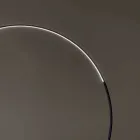 مصباح أرضي من المعدن المطلي مع إضاءة LED قابلة للتعتيم - أوكالبتوس Viadurini