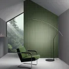 مصباح أرضي معدني مطلي بألوان مختلفة وإضاءة LED قابلة للتعتيم - خشب القيقب Viadurini