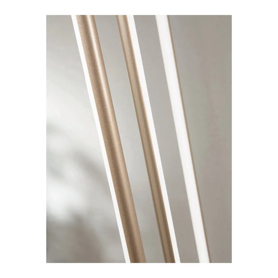 ثريا بـ 8 مصابيح LED من المعدن المطلي بالذهب وكابلات قابلة للتعديل - برتقالي Viadurini