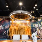 ثريا حديثة من الفولاذ والزجاج مع حشوة خشبية، صنعت في إيطاليا - سيول Viadurini