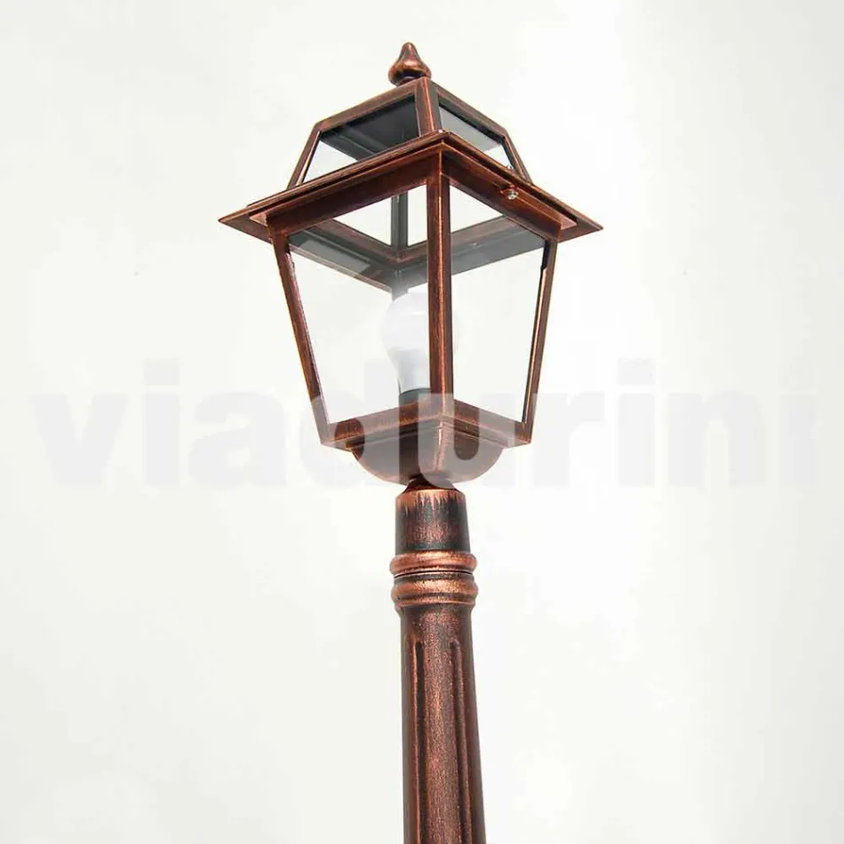 إنارة الشوارع المنخفضة للأماكن الخارجية المصنوعة من الألومنيوم في إيطاليا، كريستل Viadurini