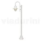 مصباح خارجي بتصميم عتيق مصنوع من الألومنيوم في إيطاليا - كاساندرا Viadurini