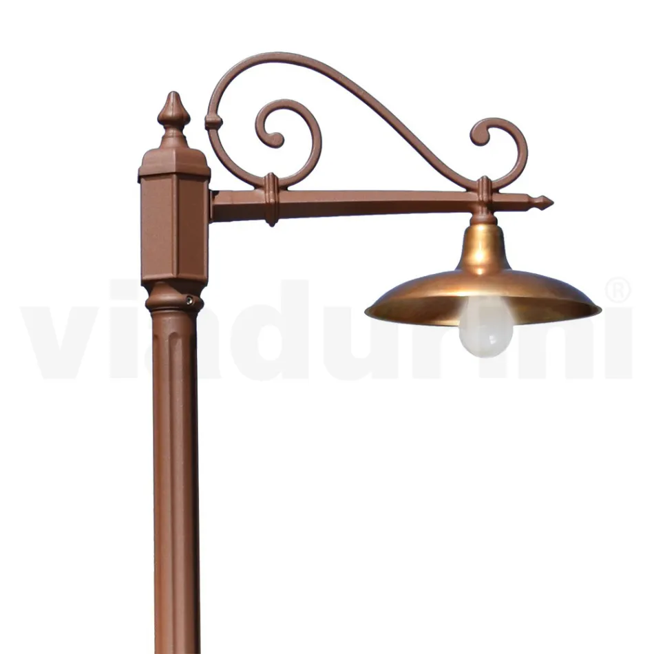 مصباح حديقة عتيق من الألومنيوم والنحاس صنع في إيطاليا - أديلا Viadurini
