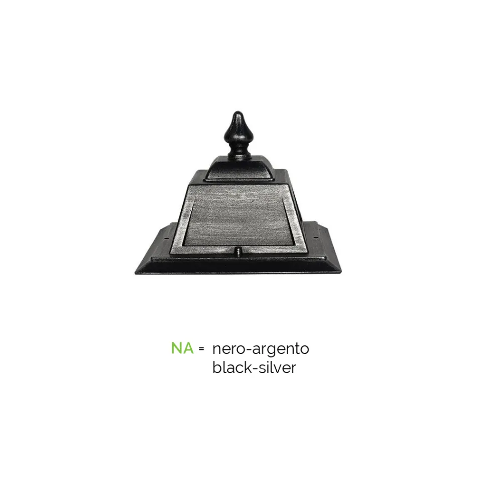 عمود إنارة عتيق بمصباحين من الألومنيوم والزجاج، صنع في إيطاليا - دوروتي Viadurini