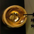 حوض غسيل دائري بتصميم سطح عمل مطلي بالذهب من سيراميك إليزا الإيطالي Viadurini