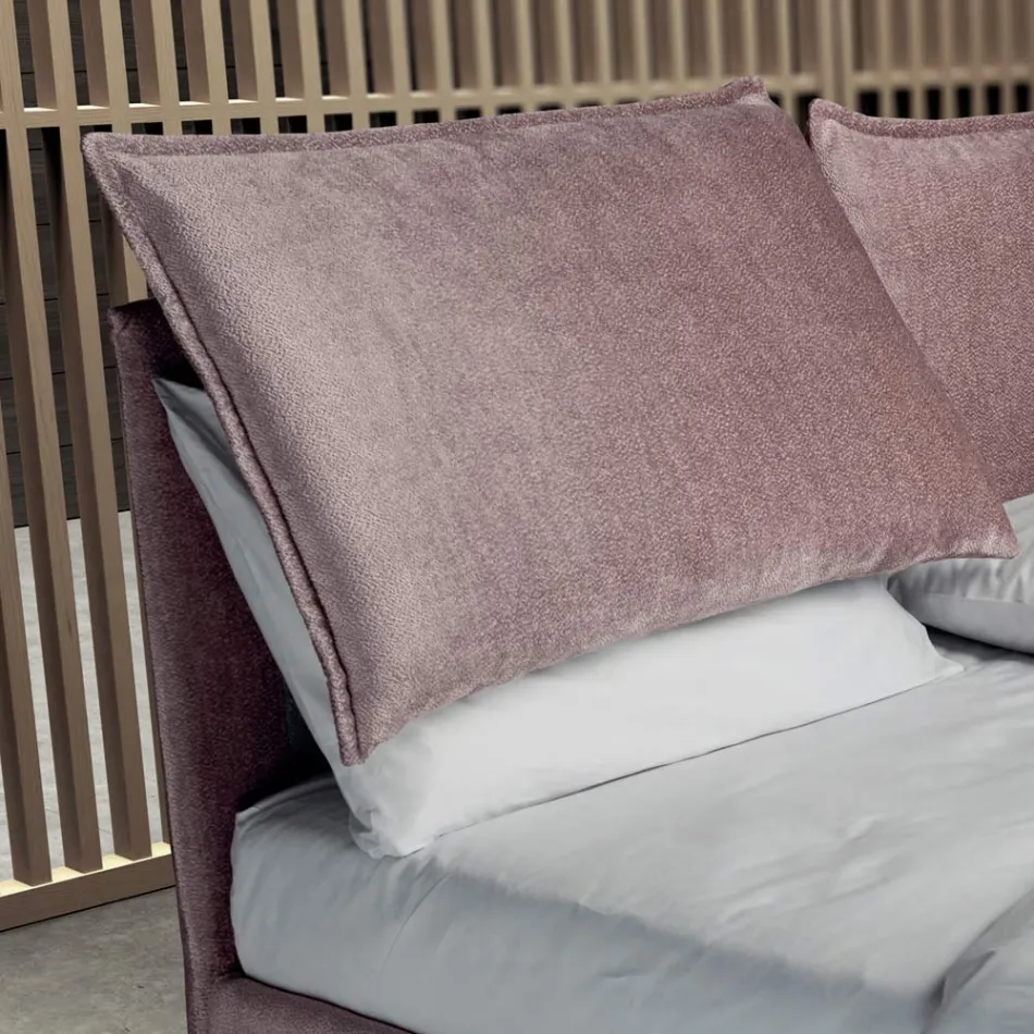 سرير مزدوج ١٦٠×١٩٠ مع وسادتين ناعمتين مع كشكشة محيطية - إرنستا Viadurini