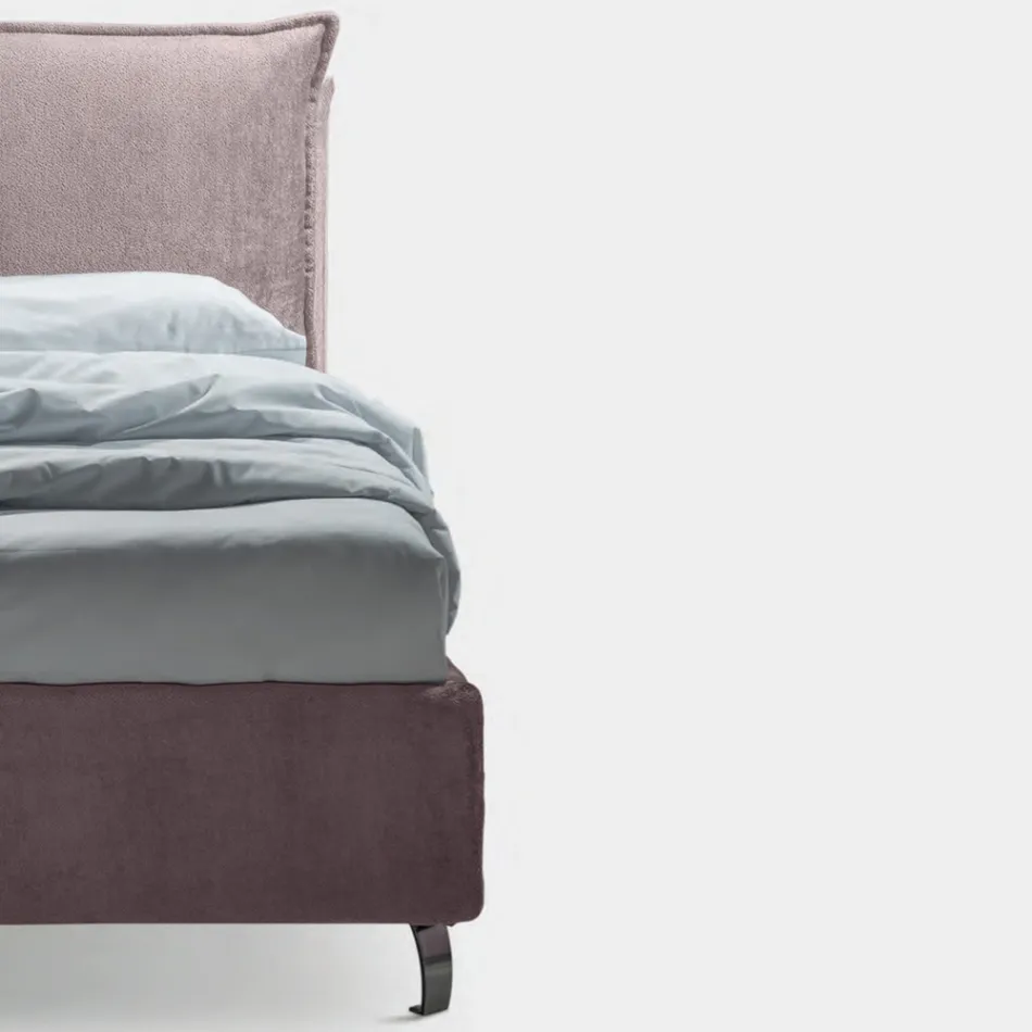 سرير مزدوج ١٦٠×١٩٠ مع وسادتين ناعمتين مع كشكشة محيطية - إرنستا Viadurini