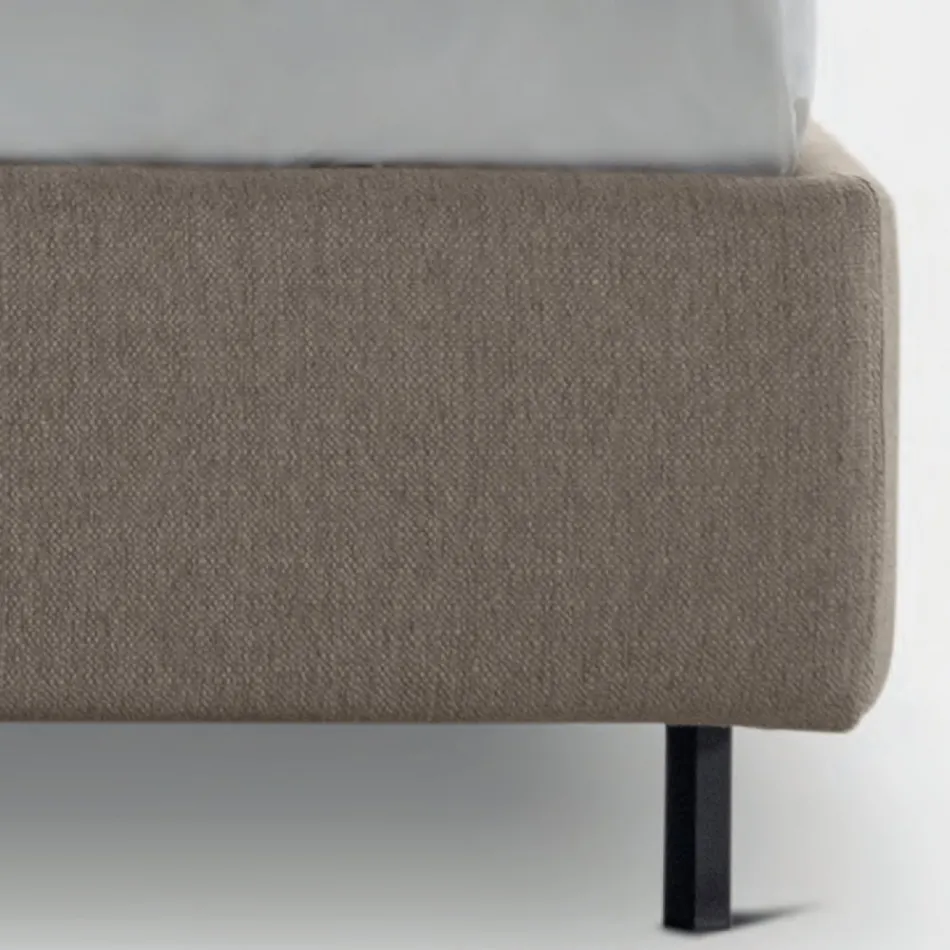 سرير مزدوج 160×190 بخطوط منحنية وأزرار صنع في إيطاليا - أورينتي Viadurini