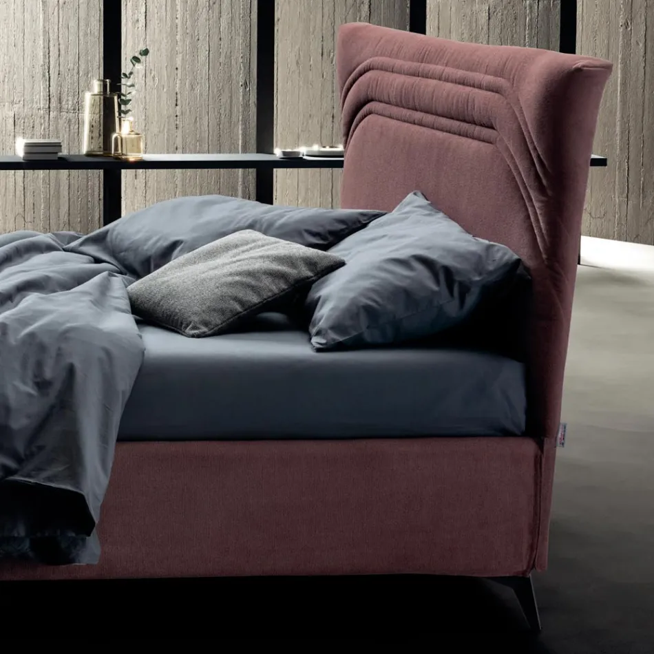 سرير مزدوج ١٦٠×١٩٠ بخطوط منحنية وشريط مبطن مزدوج - Gioie Viadurini