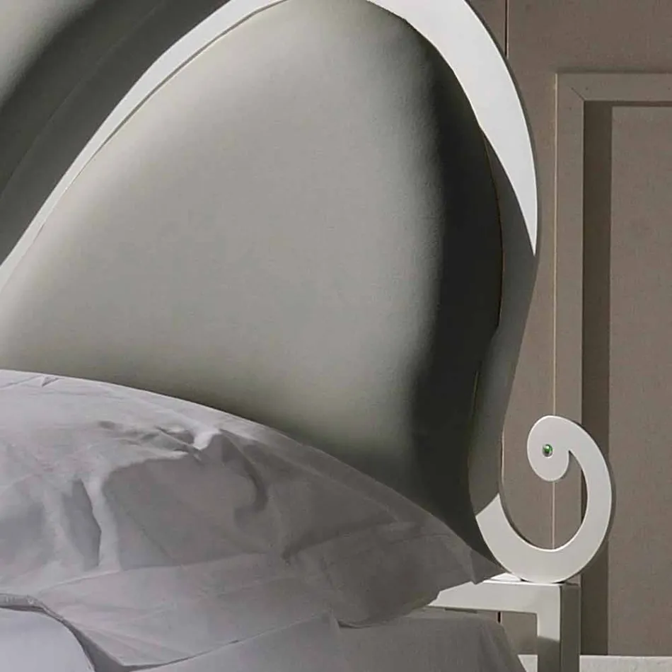 Double bed upholstered with iron crystals Kimberly Viadurini