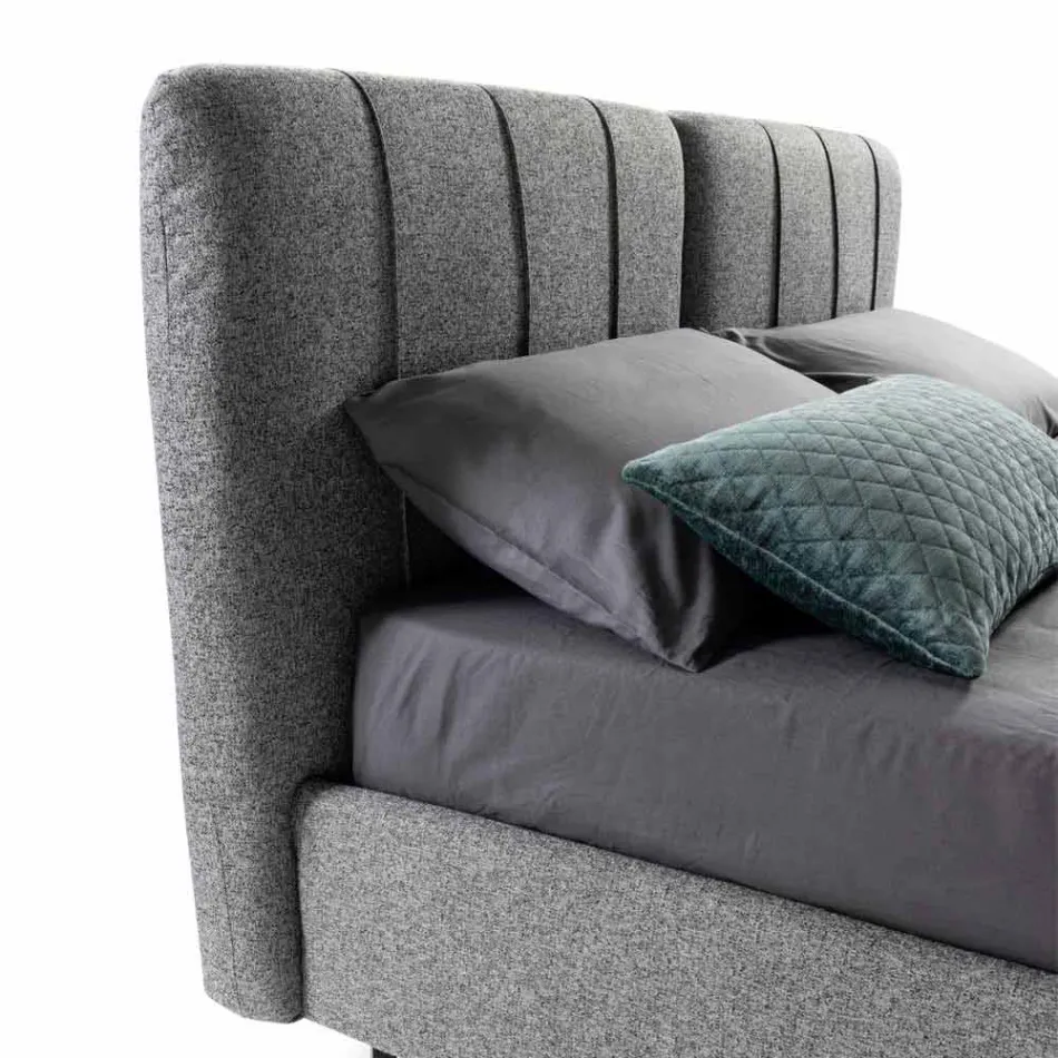 سرير مزدوج من القماش مع صندوق ولوح رأس مخطط مصنوع في إيطاليا - نيفز Viadurini