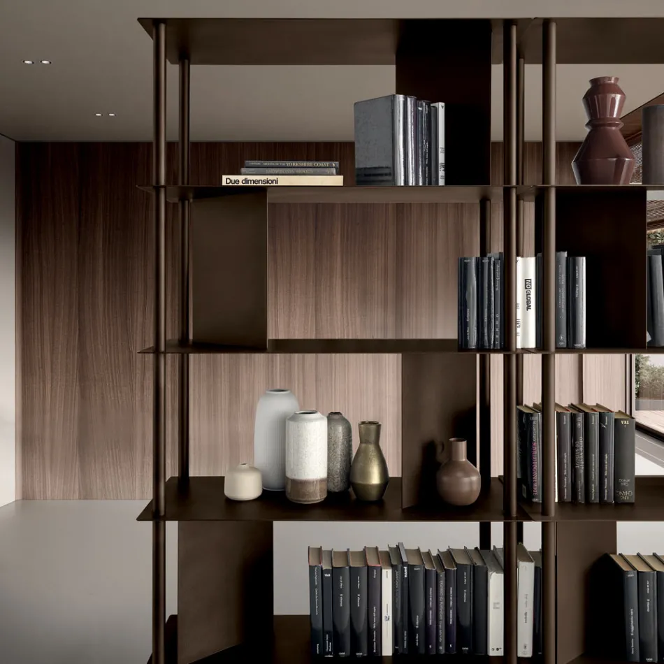 خزانة كتب عمودية من فيليبرتا مصنوعة من المعدن المطلي، صنع في إيطاليا Viadurini