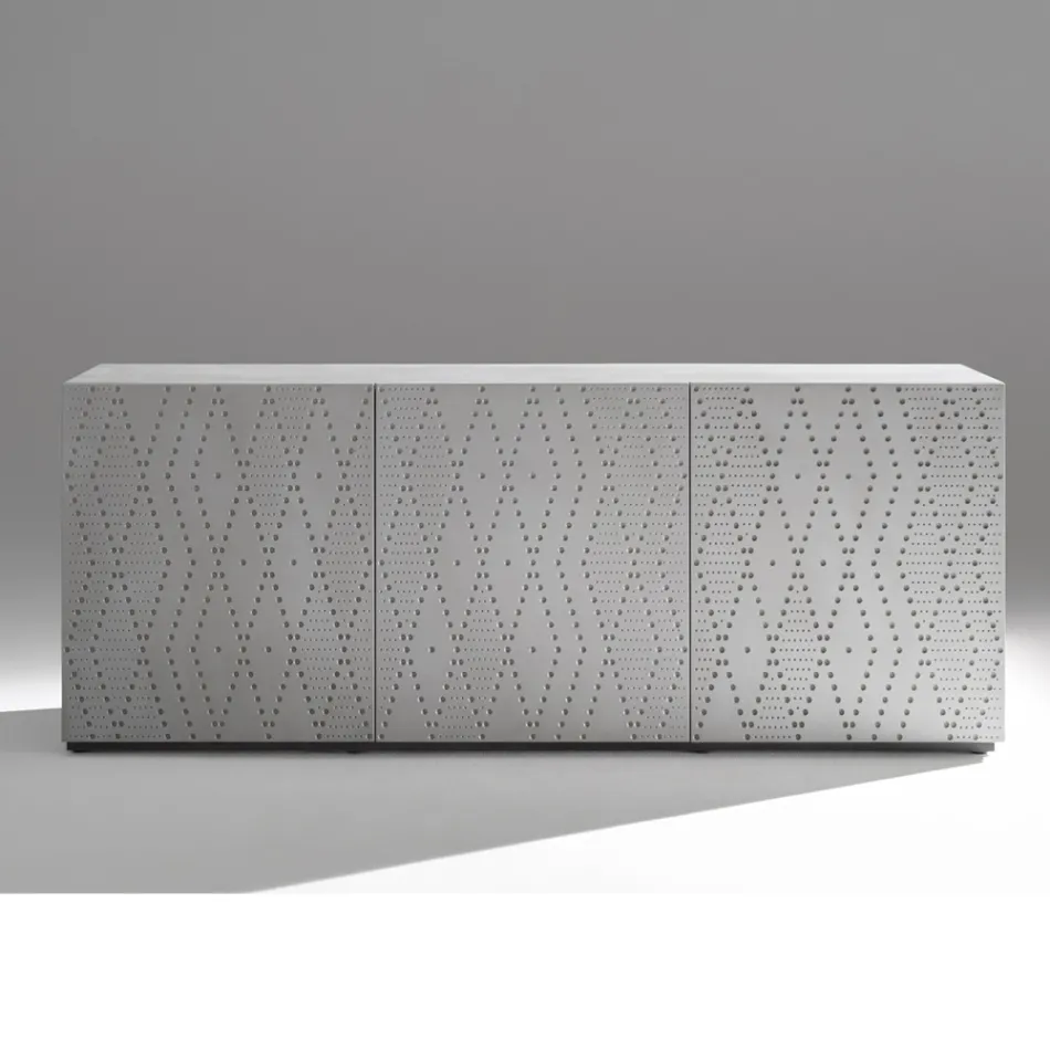 خزانة جانبية بثلاثة أبواب وثلاثة أرفف داخلية، مزينة بزخارف من الألومنيوم المصبوب - سكوربيون Viadurini