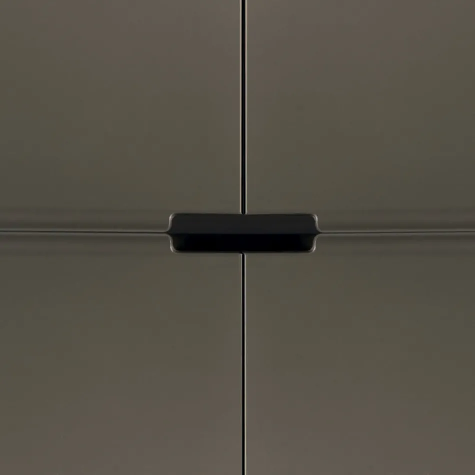 خزانة جانبية بهيكل MDF وقاعدة مع قاعدة مركزية مصنوعة في إيطاليا Viadurini