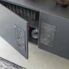 خزانة جانبية لغرفة المعيشة مع بابين أو ثلاثة أبواب وإضافات زجاجية صنع في إيطاليا - أوليفو Viadurini