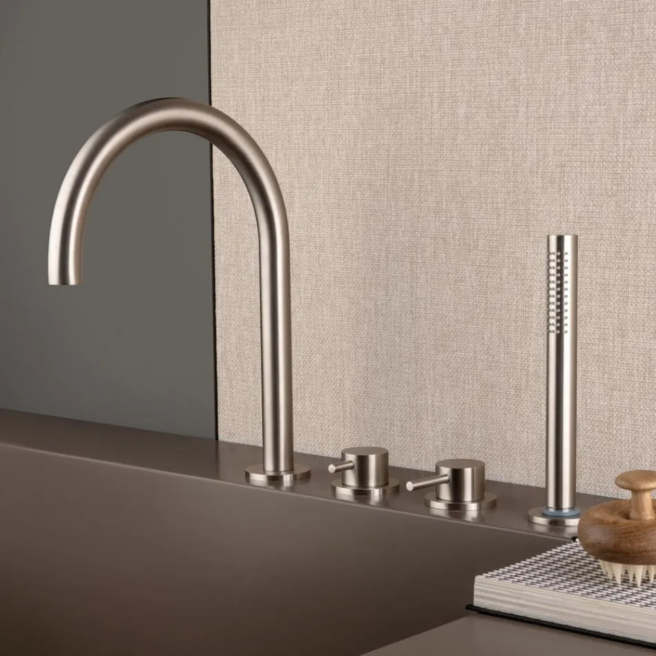 خلاط حمام مثبت على السطح بأربع فتحات مع صنبور من الفولاذ AISI 316L - Artigli Viadurini