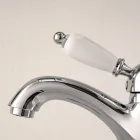 خلاط حوض نحاسي كلاسيكي مصنوع يدويًا مع رافعة - نوريانا Viadurini