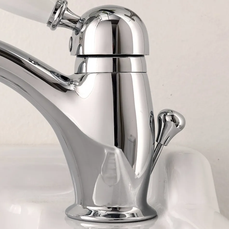 خلاط حوض نحاسي كلاسيكي مصنوع يدويًا مع رافعة - نوريانا Viadurini