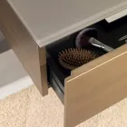 خزانة حمام معلقة مع مرآة مصنوعة من المعدن والخشب والكريستال الفاخر - رينجا Viadurini