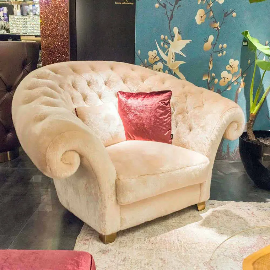 كرسي بذراعين كلاسيكي من الفرو الصناعي من Balma capitonnè Viadurini