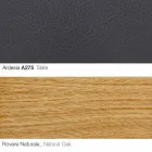 كرسي بذراعين لغرفة المعيشة مع مسند للقدمين مصنوع من الجلد والخشب في إيطاليا - فراشة Viadurini