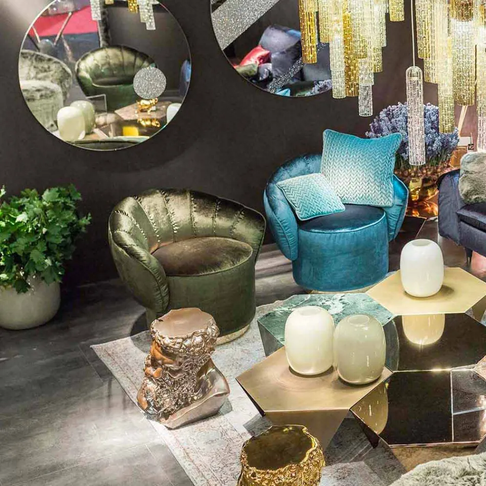 كرسي بذراعين بتصميم عصري منجد بقماش بيل Viadurini